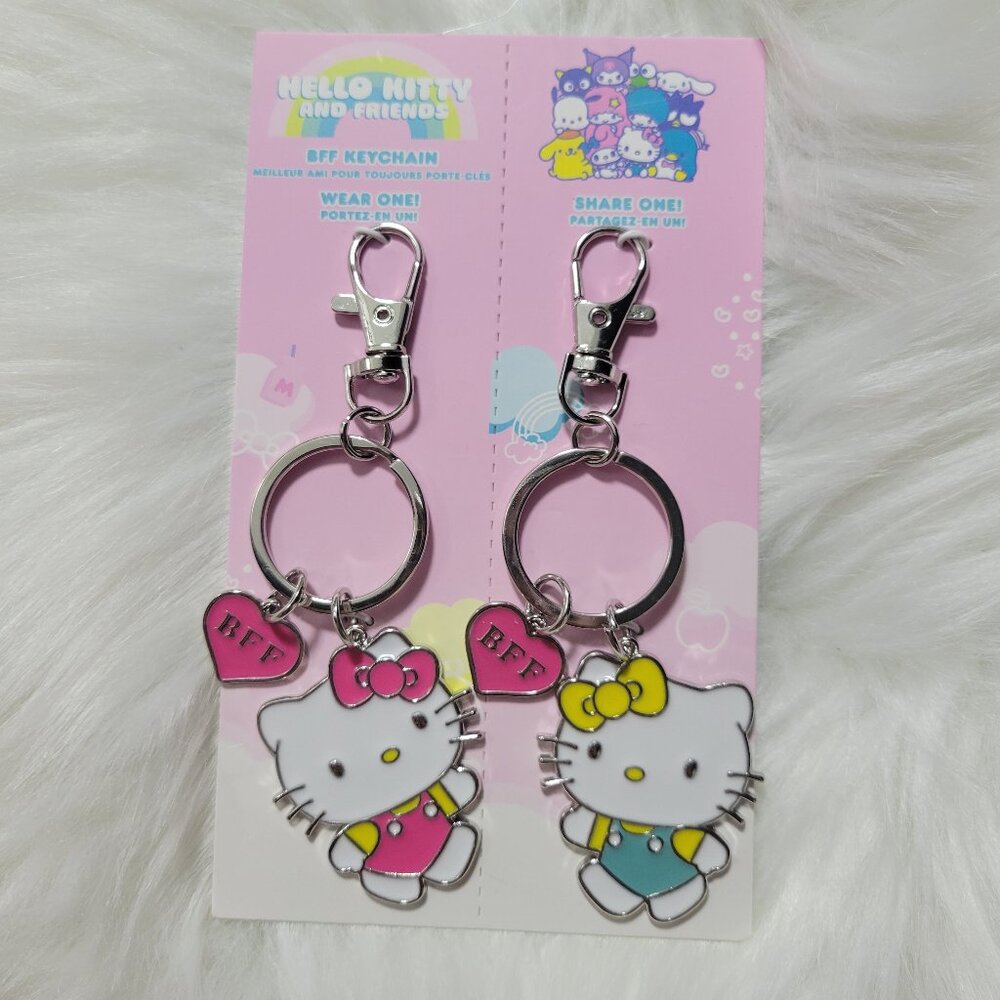 Hello Kitty Keychain Set